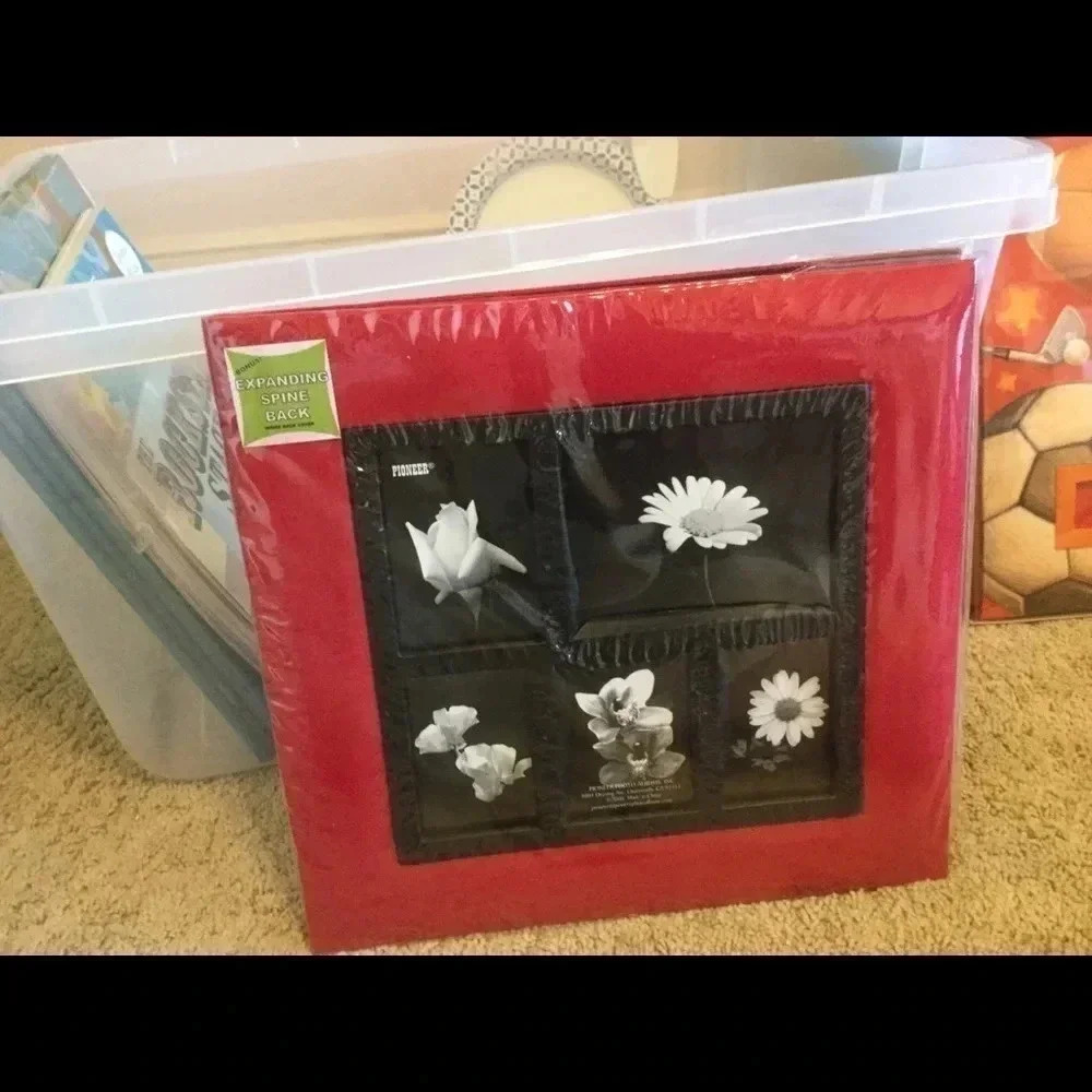 NWT‎ Archival Quality Acid-free Photo Scrapbook